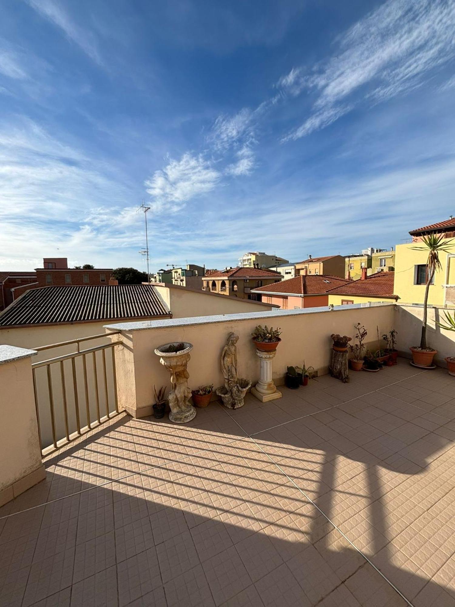 Pm 17 Via Galileo Galilei Apartment *