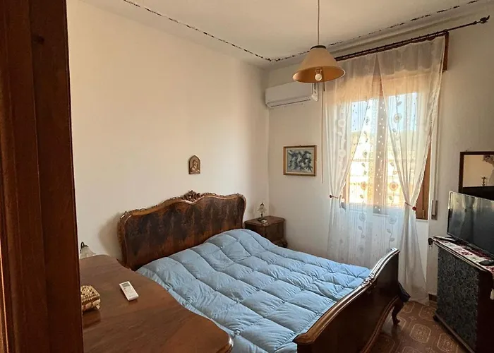 Pm 17 Via Galileo Galilei Guest House